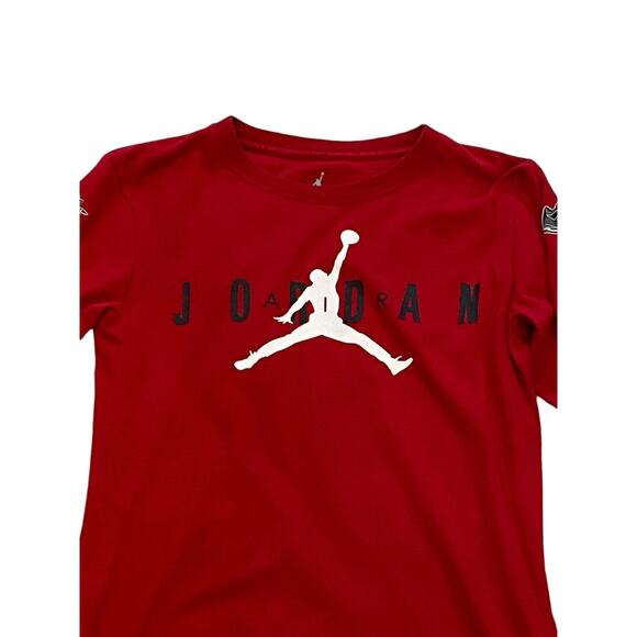 10-12 Year Youth Nike Air Jordan Long Sleeve Shirt Graphic Sleeves Red - Picture 2 of 5